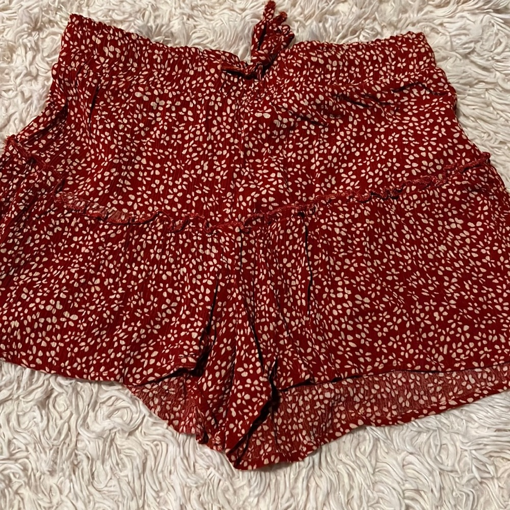 Endless Blu Ruffled Floral Skort, size M.